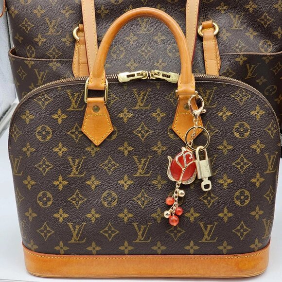 Authentic Louis Vuitton Lock & Key with unbranded Bagcharm, Keycharm, Keychain - Picture 2 of 8